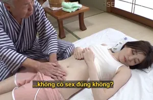 Người tình của con trai bị đau nhức nhờ bố người chồng có nghề mát-xa massage và cái kết
